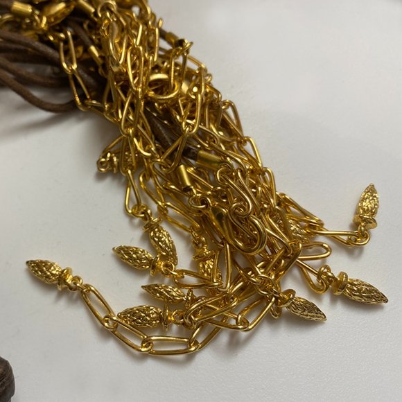 12 pcs, Brown Cord Necklaces with Golden Antiqued Style Heart-Shaped Pendant - Picture 4 of 5